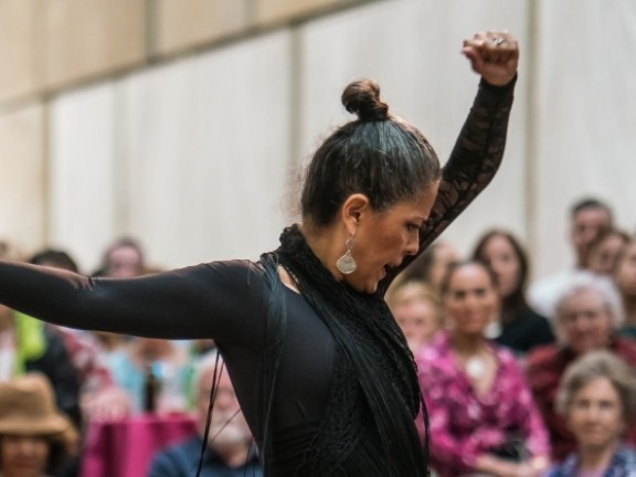 12x12: Elba Hevia y Vaca